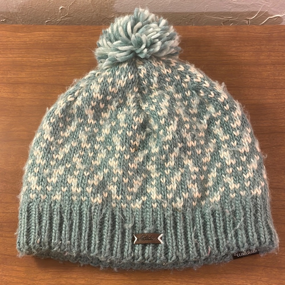 Adidas Climawarm woman’s beanie hat